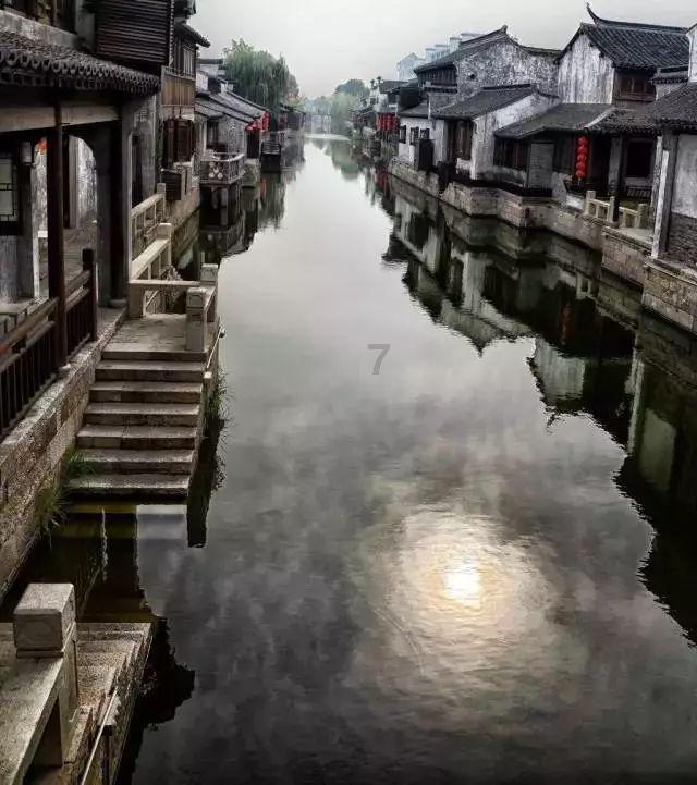 西安女孩模仿杨贵妃走红，到底什么才是一个人真正的美？游戏画面